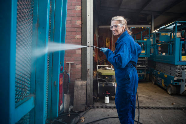 Why Choose Our Certified Pressure Washing Experts for Your Project Needs in Centre, AL?