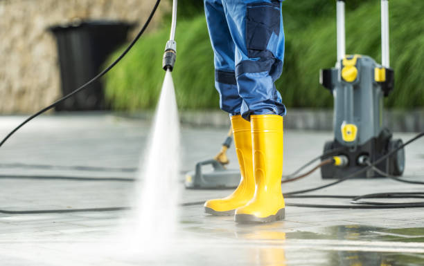 Best Deck Pressure Washing  in Centre, AL